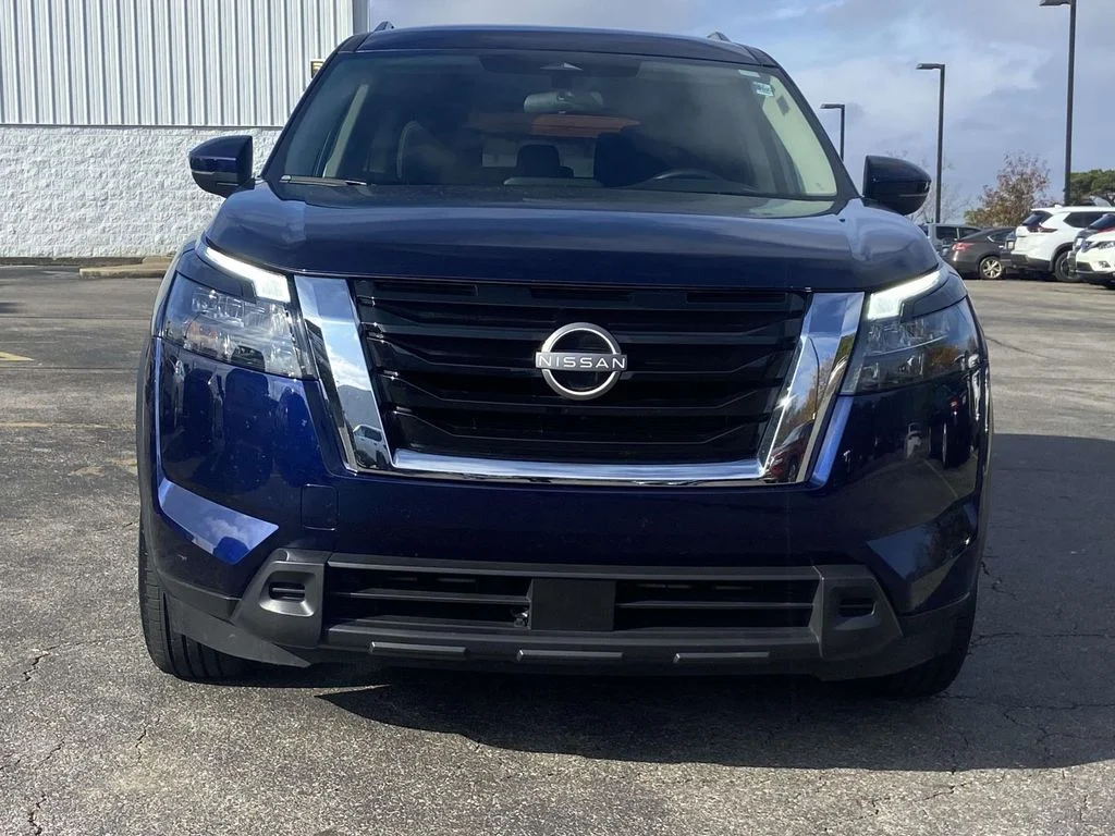 Certified Used 2024 Deep Ocean Blue Pearl Nissan SV image 8