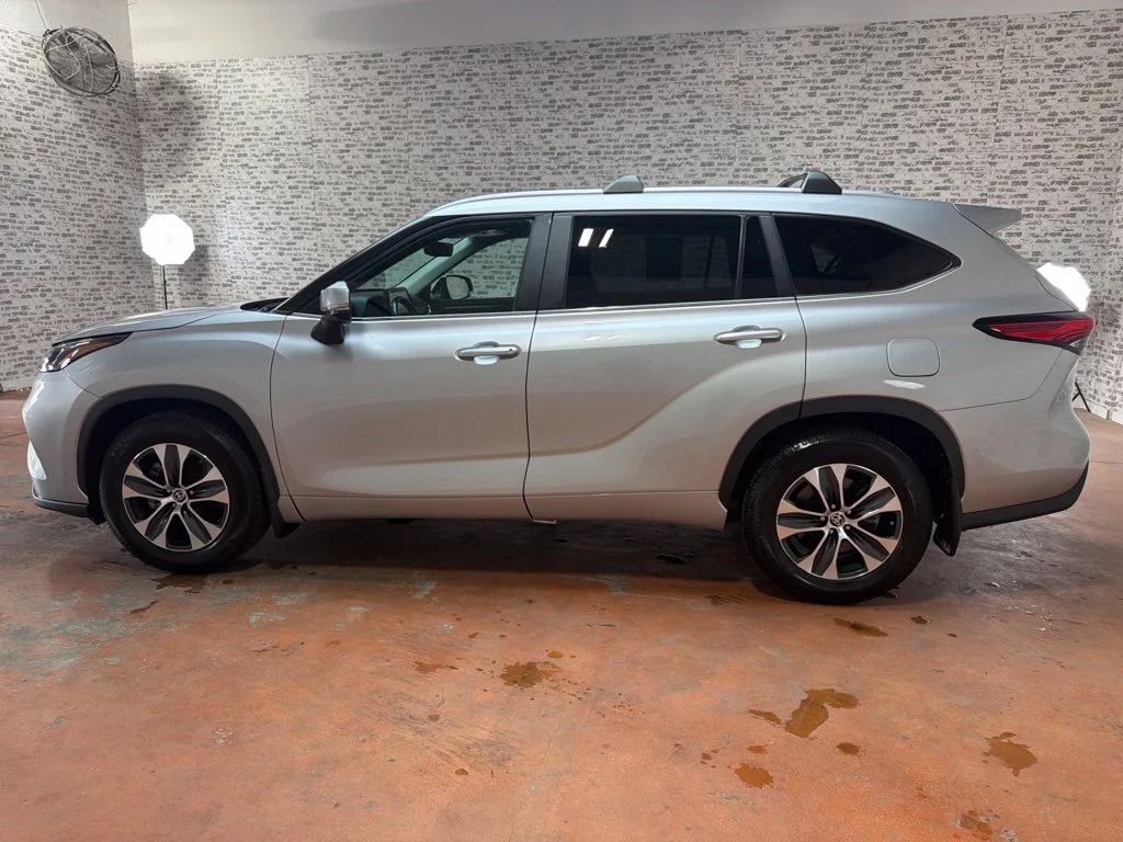 Used 2023 Celestial Silver Metallic Toyota XLE image 4