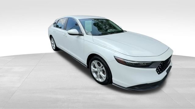 Used 2023  Honda LX image 9