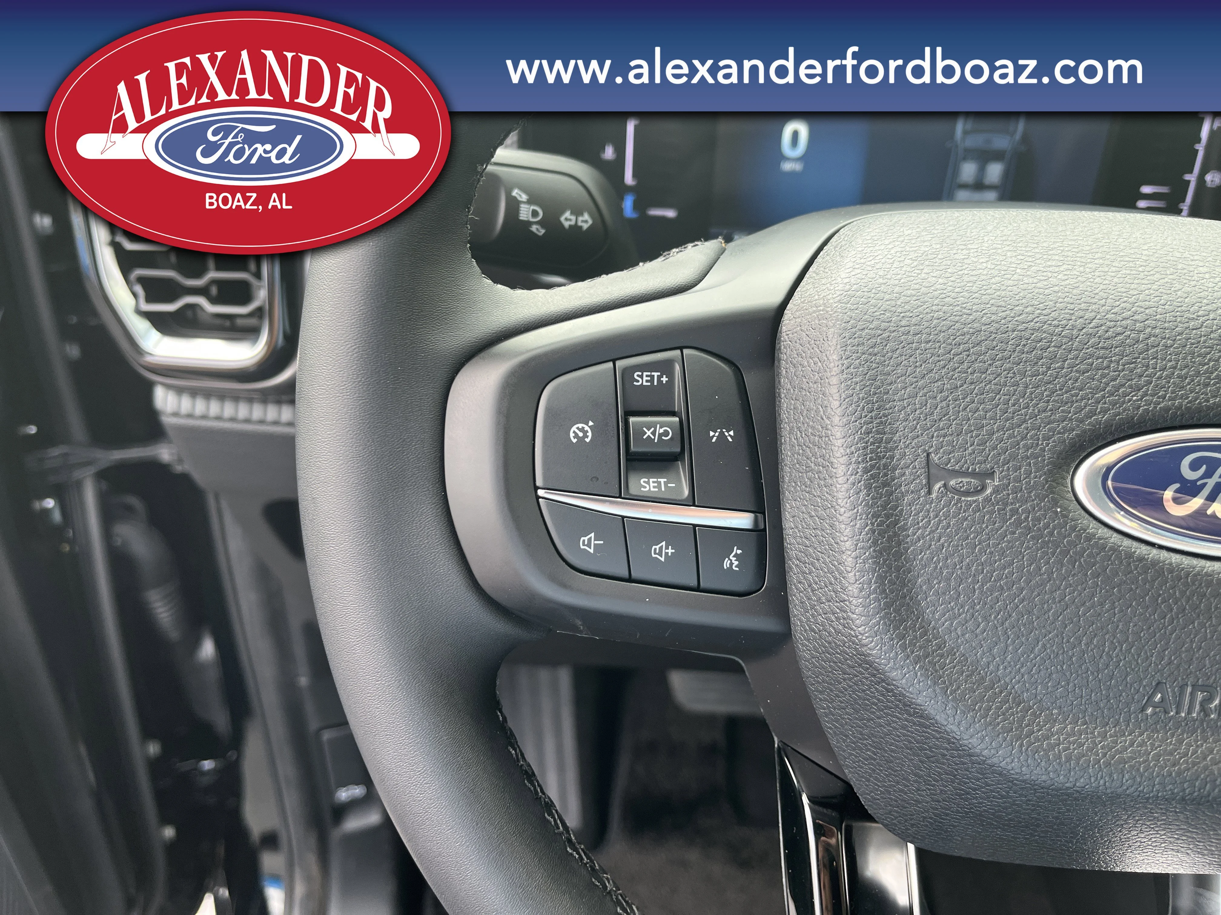 New 2025 Shadow Black Ford XLT image 22