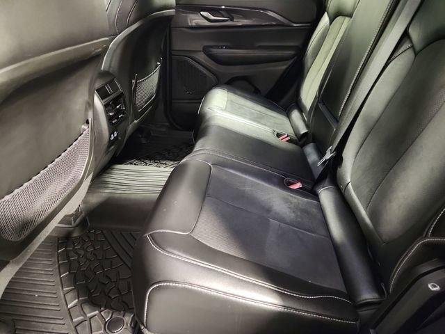 Used 2023 White Jeep Altitude image 24