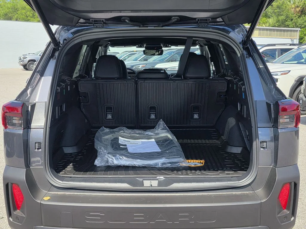 New 2026 MAGNETITE GRAY METALLIC Subaru Wilderness image 9