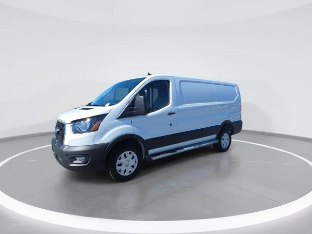 Used 2025 White Ford Base image 4