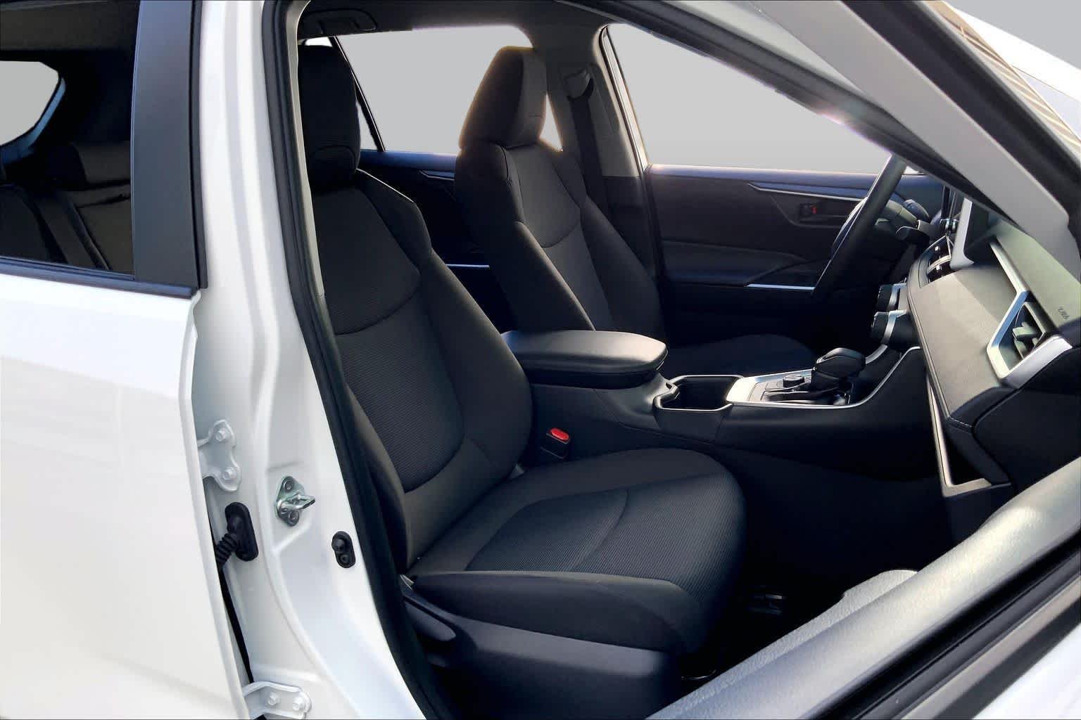 Used 2024 Ice Cap Toyota Hybrid LE image 8