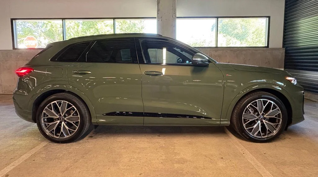 New 2026 District Green Metallic Audi 2.0T Prestige image 9