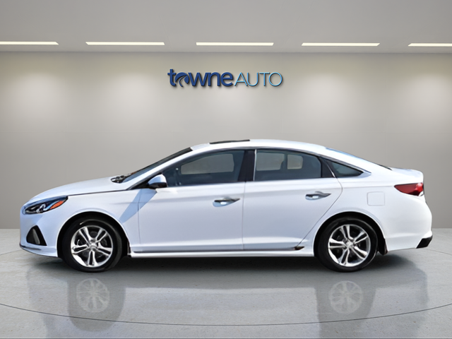 Used 2019 White Hyundai Sport image 2