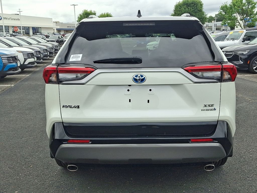 Used 2021 White Toyota XSE image 5