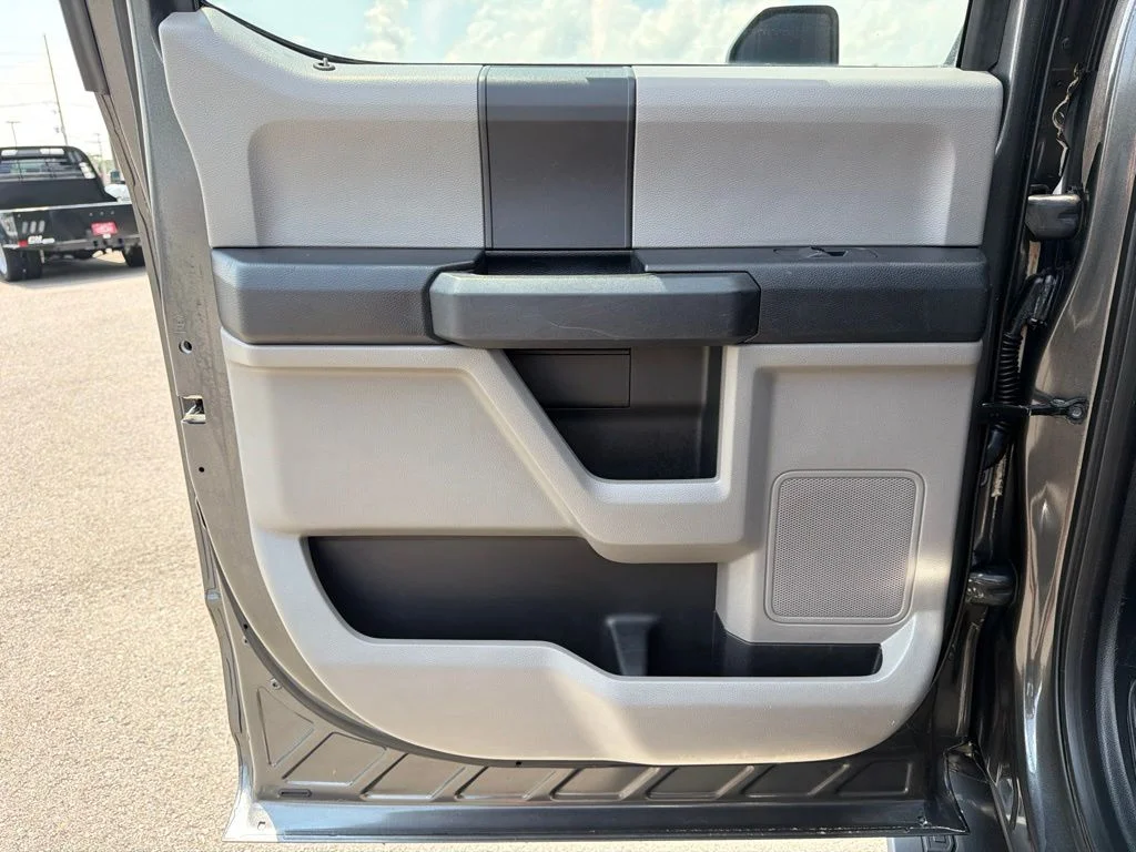Used 2018 Gray Ford XL image 16