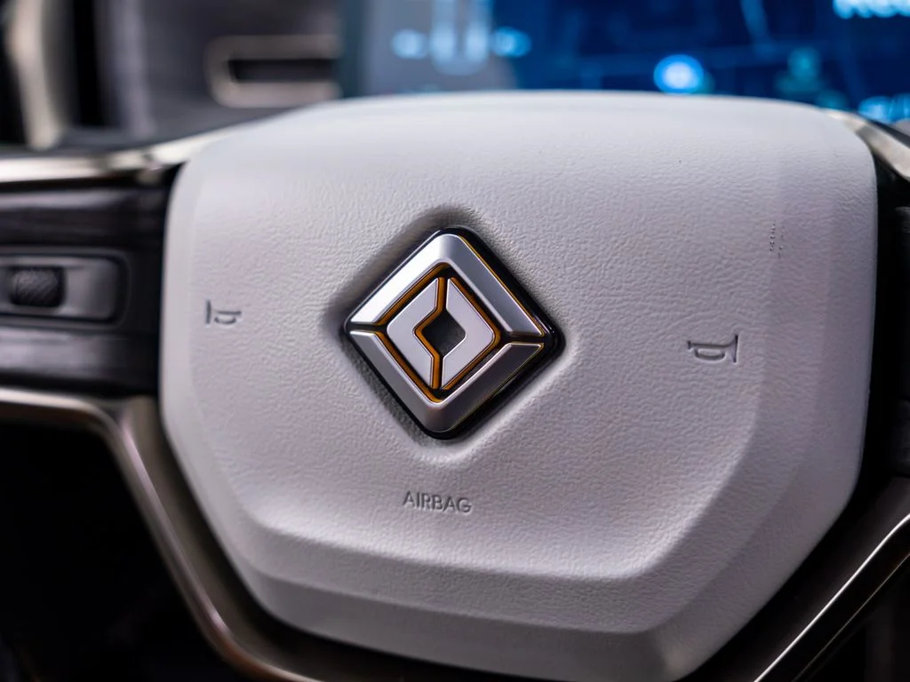 Used 2023  Rivian Adventure image 30