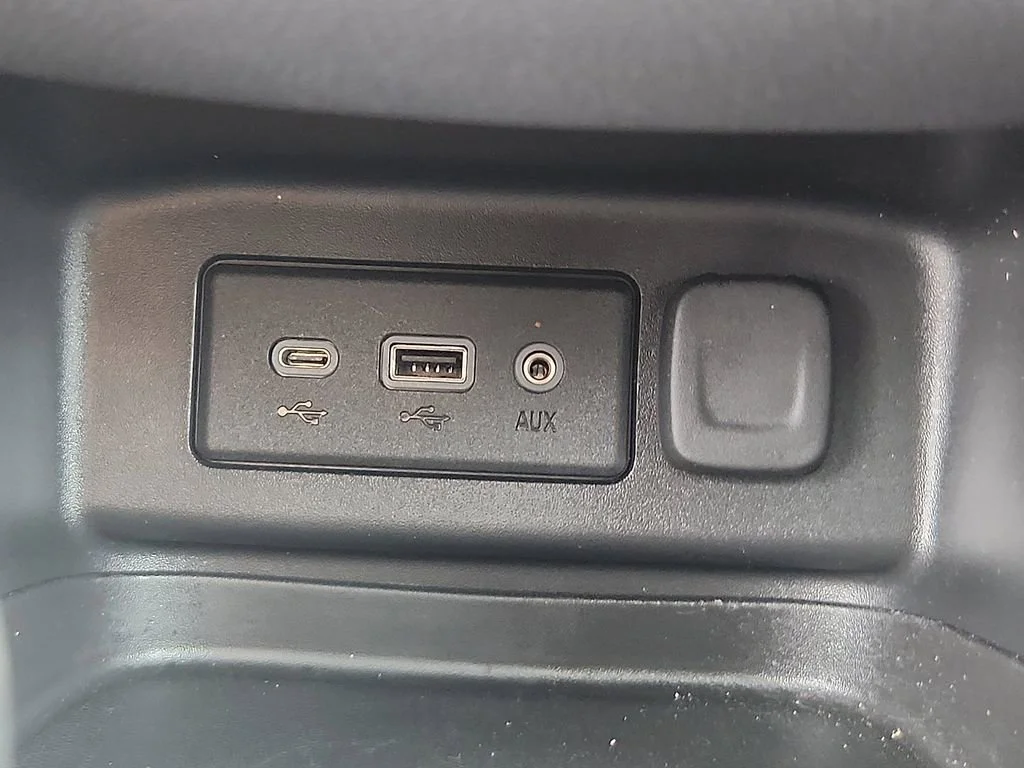 2023 Chevrolet Equinox LT - Photo 23