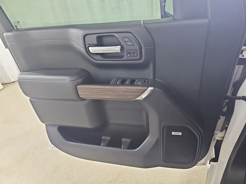 Used 2020 Beige Chevrolet High Country image 33