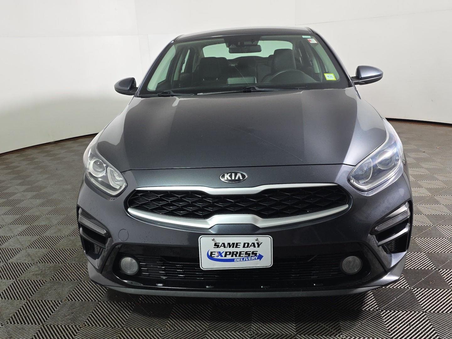 Used 2020 Gravity Gray Kia LXS image 7