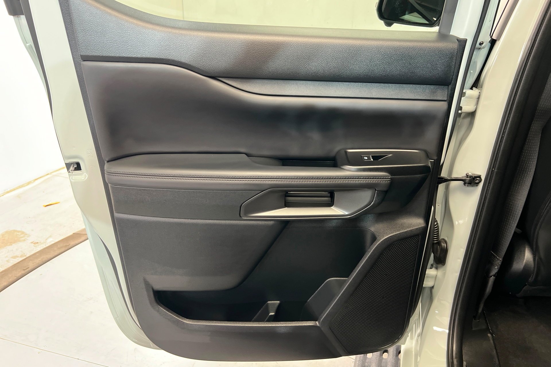 Used 2024 CACTUS GRAY Ford Raptor image 20