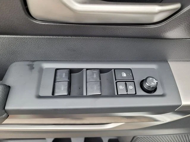 2025 Toyota Tundra SR5 - Photo 22