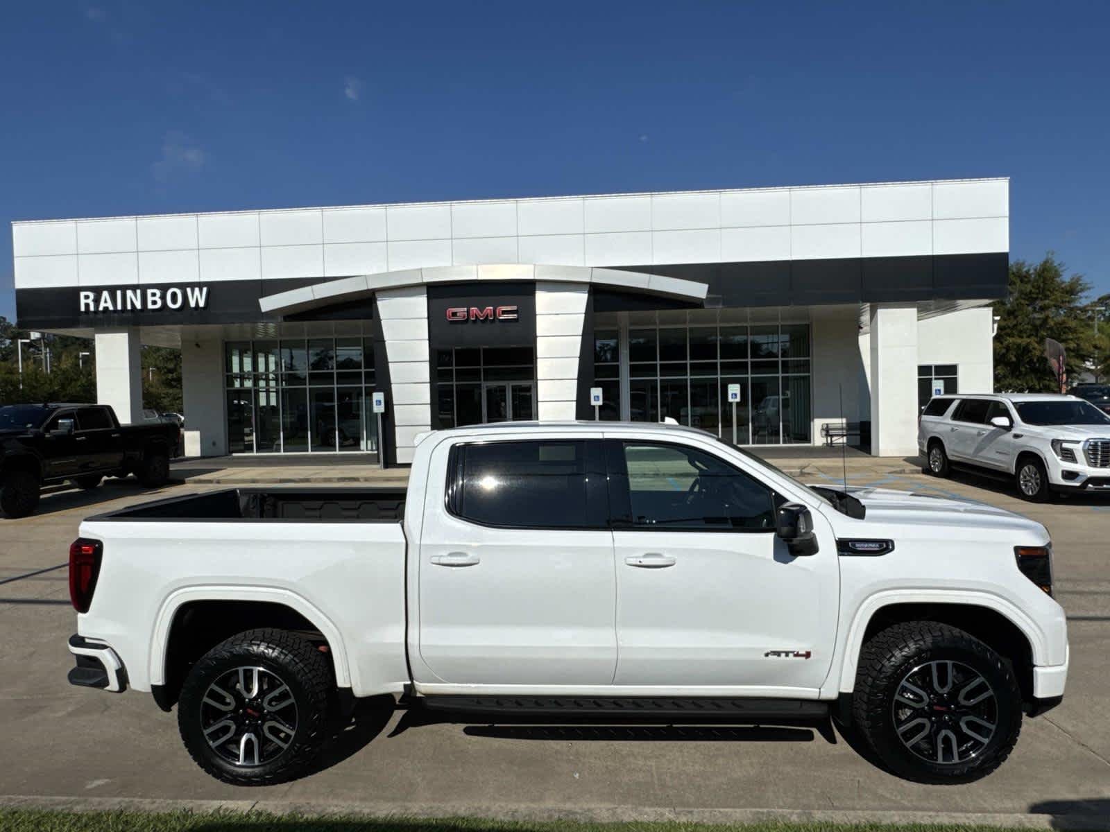 2024 GMC Sierra 1500 AT4