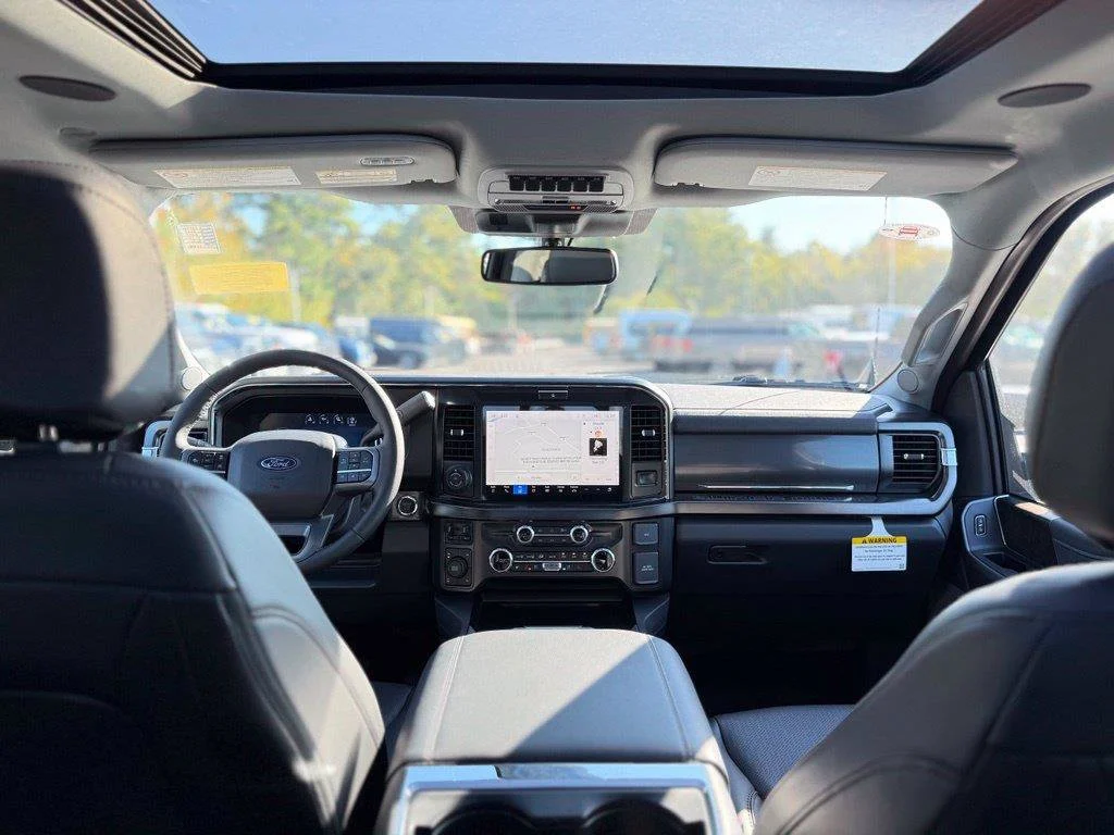 New 2027 Agate Black Metallic Ford F-250® Lariat® image 26