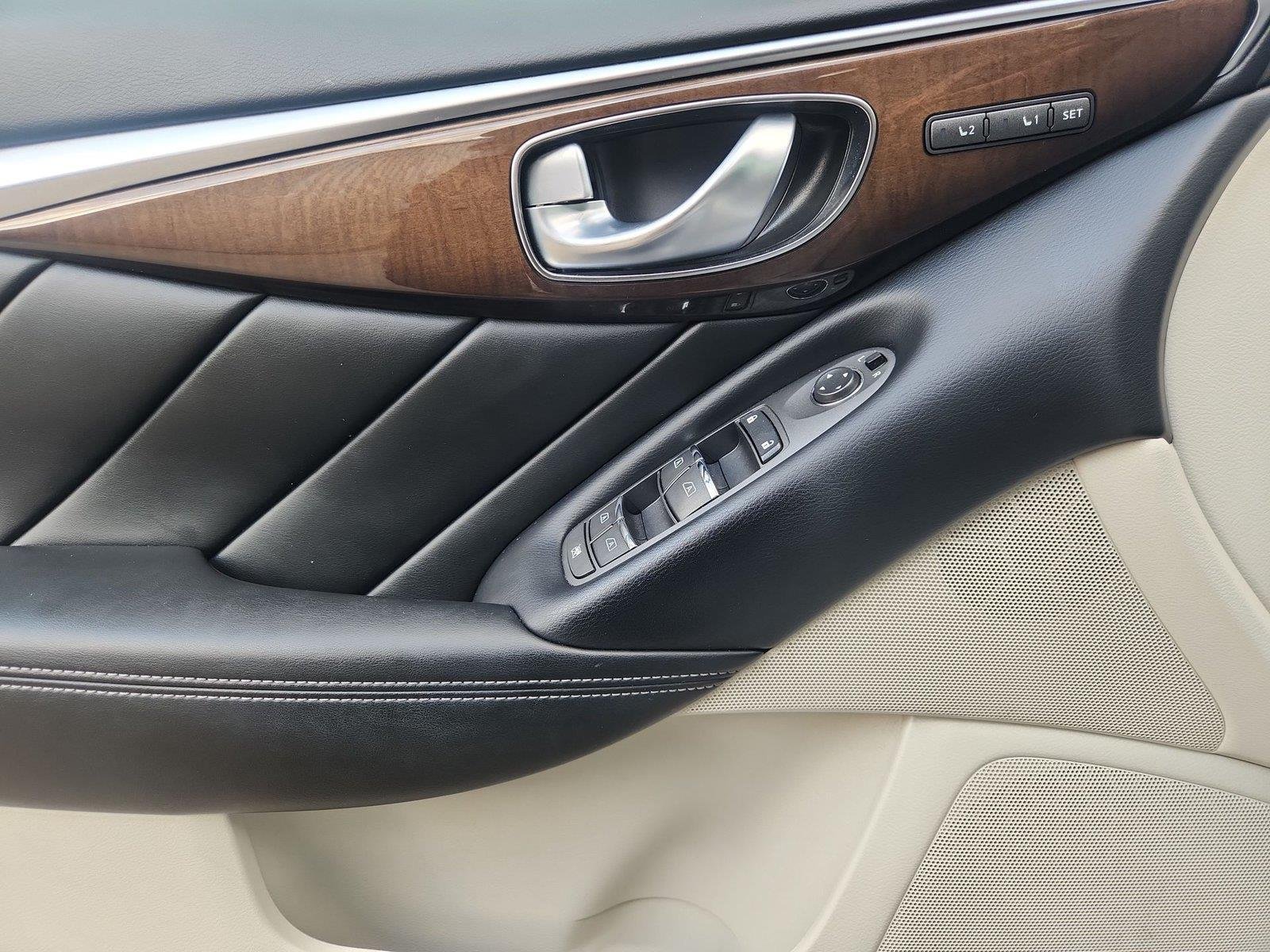 2016 INFINITI Q50 Premium - Photo 19