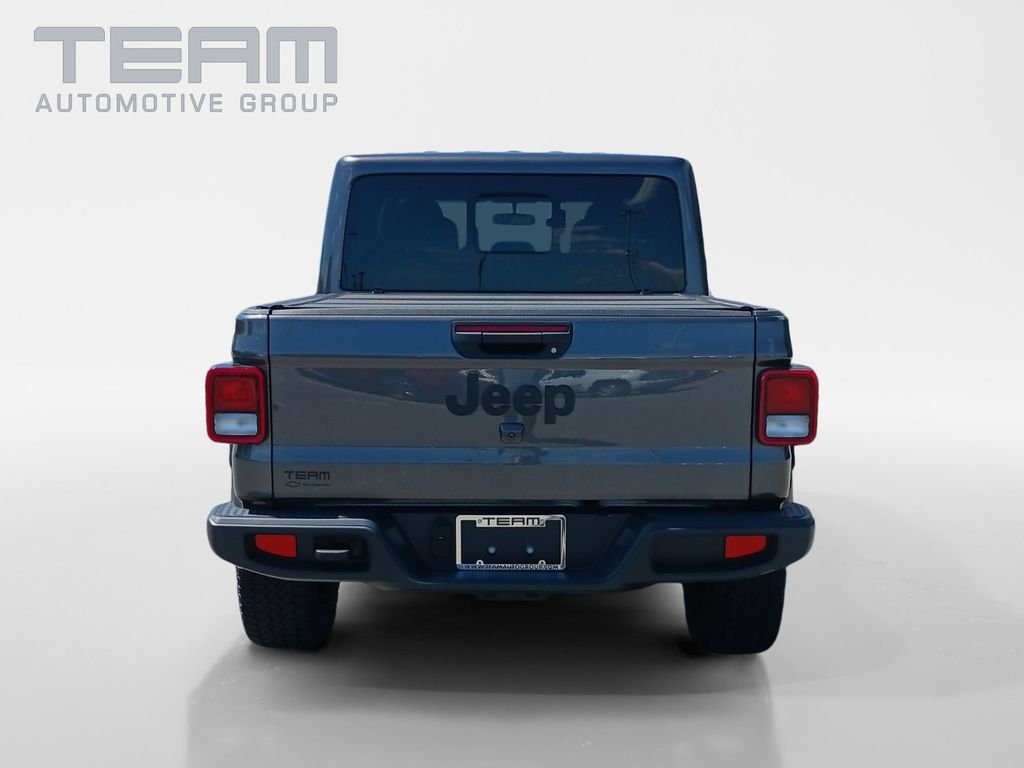 Used 2025 Gray Jeep Nighthawk image 6