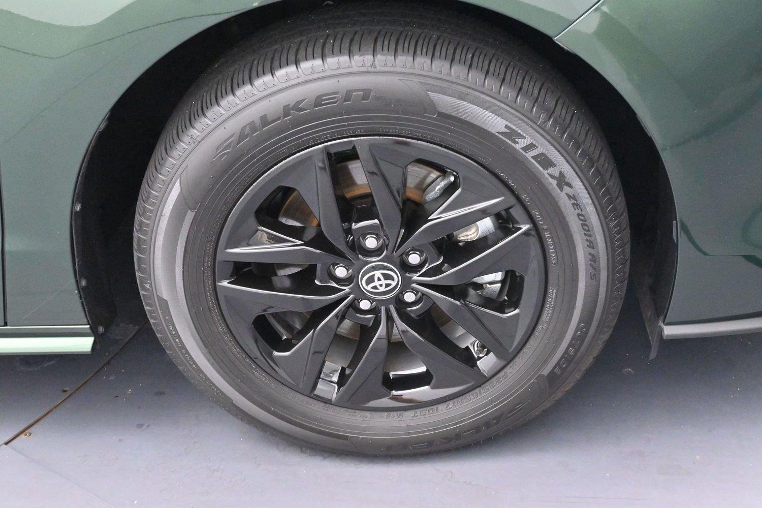 Used 2025 Cypress Toyota XLE 8-Passenger image 36