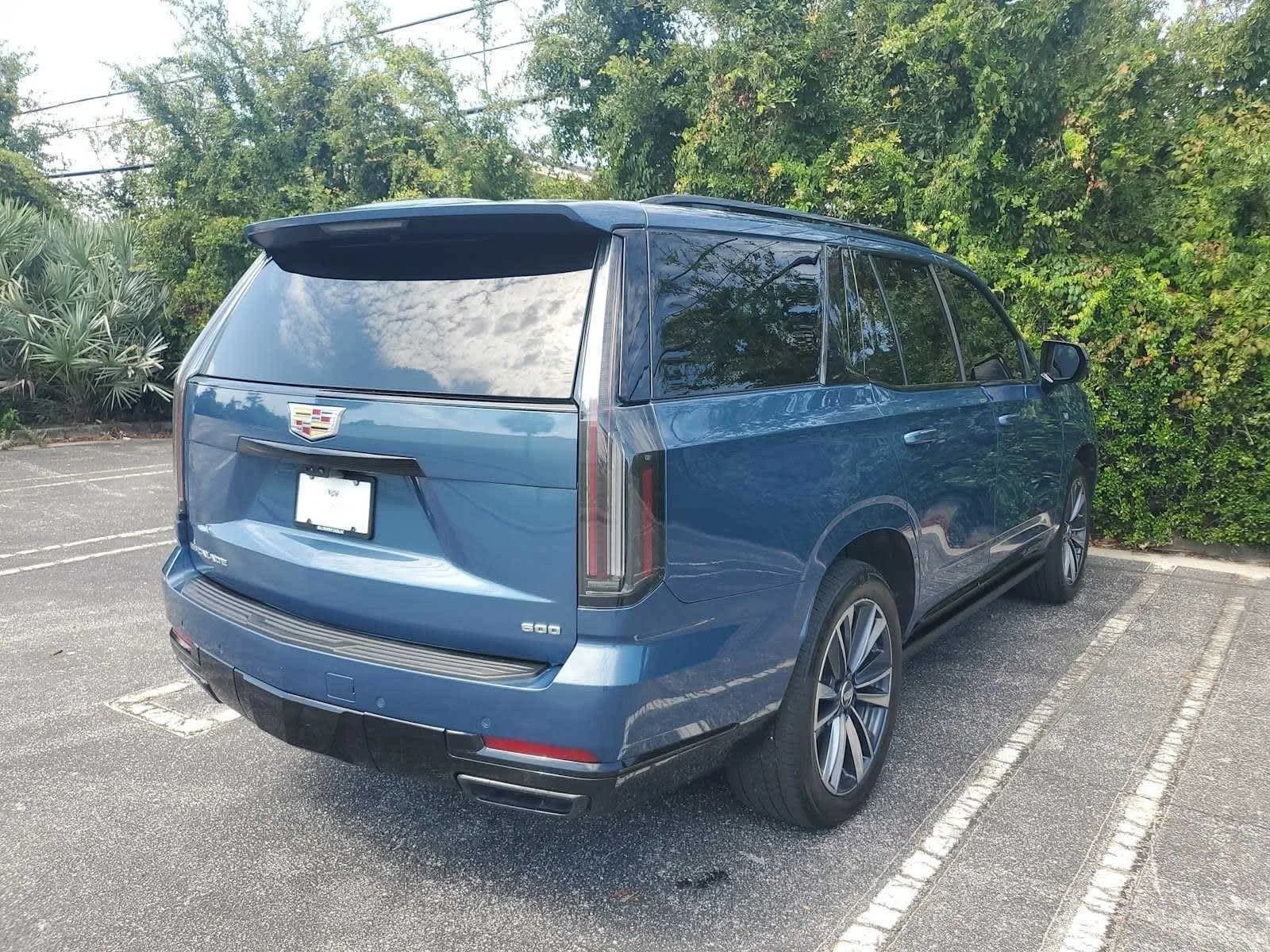 Used 2025 Deep Sea Metallic Cadillac Sport image 5