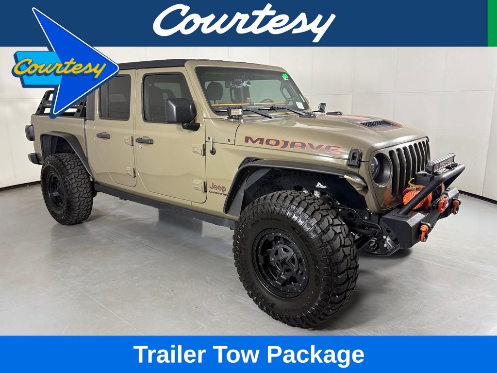 Used 2020 Green Jeep Mojave image 1