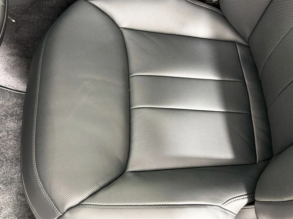 New 2026 Carpathian Grey Land Rover Dynamic SE image 20