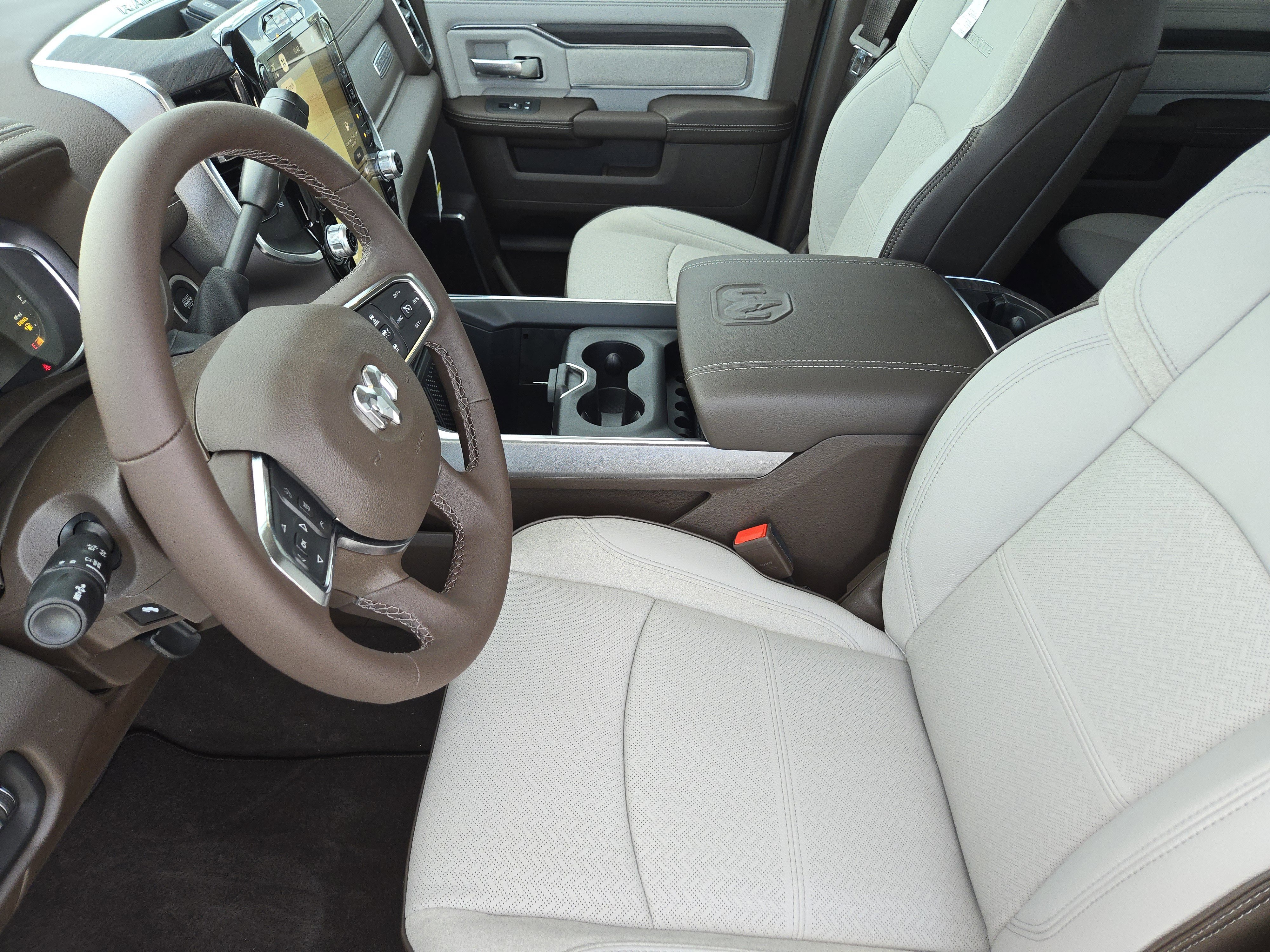 New 2026 Bright White Clear-Coat Exterior Paint RAM Laramie image 12