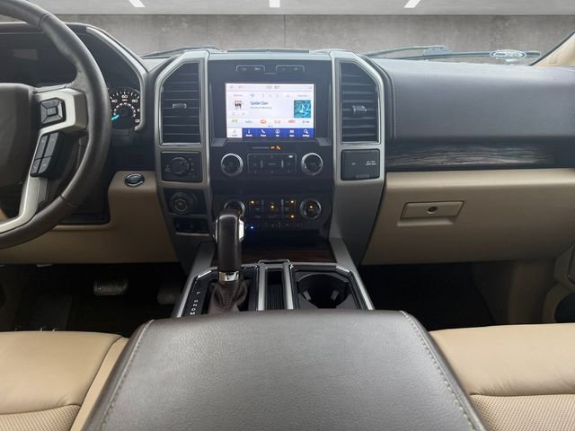 Certified Used 2019 Oxford White Ford Lariat image 4