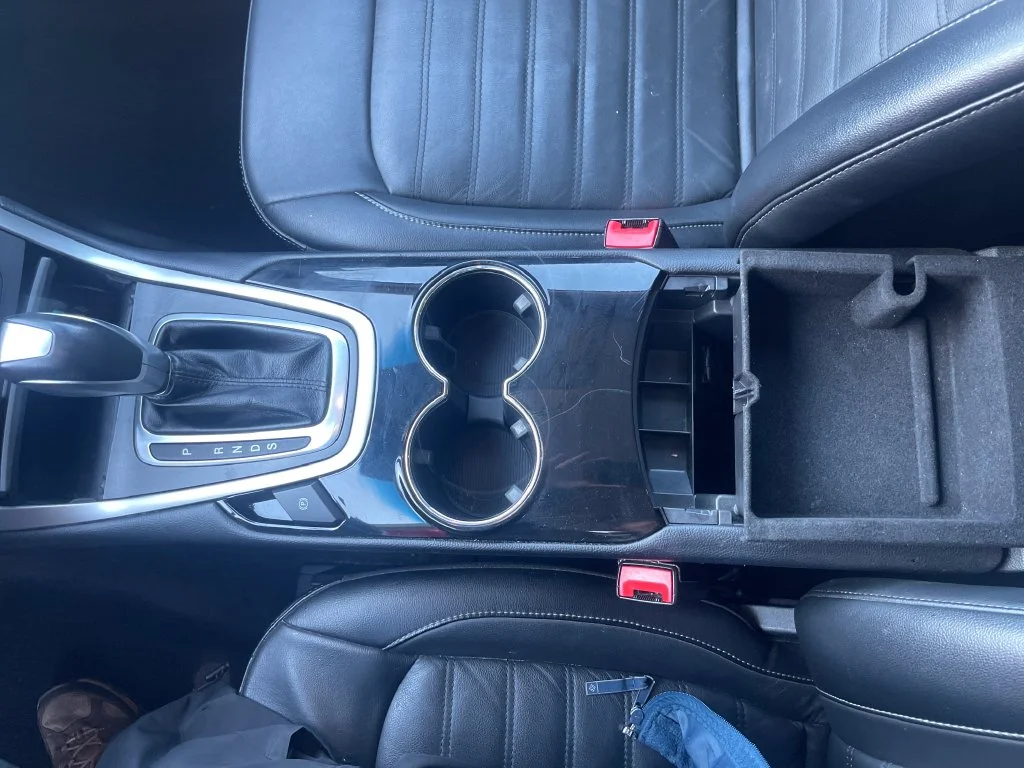 Used 2018 Blue Ford SEL image 27
