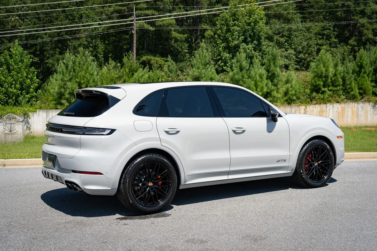 Used 2023  Porsche GTS image 25
