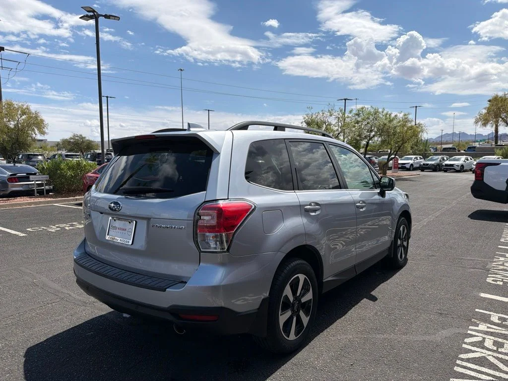 Used 2018 Silver Subaru 2.5i Limited image 4