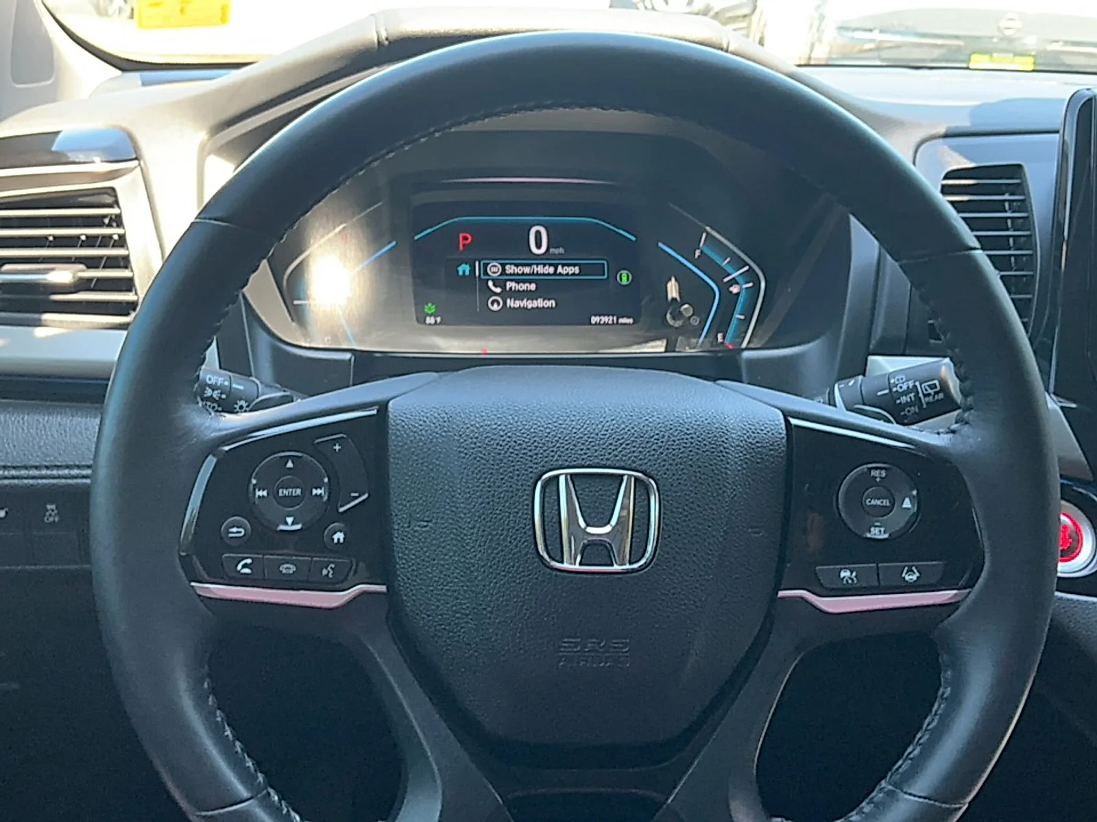 Used 2023 Modern Steel Metallic Honda Touring image 9