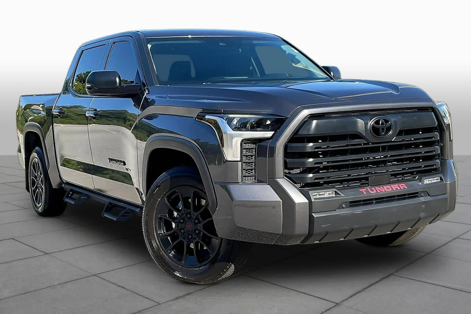 Used 2022 Magnetic Gray Metallic Toyota SR5 image 3