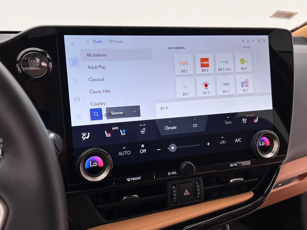 2025 Lexus NX 350 - Photo 23