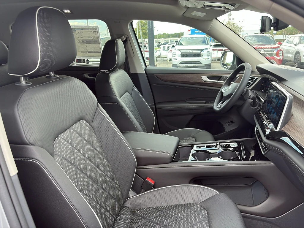 2026 Volkswagen Atlas SEL Premium R-Line - Photo 9