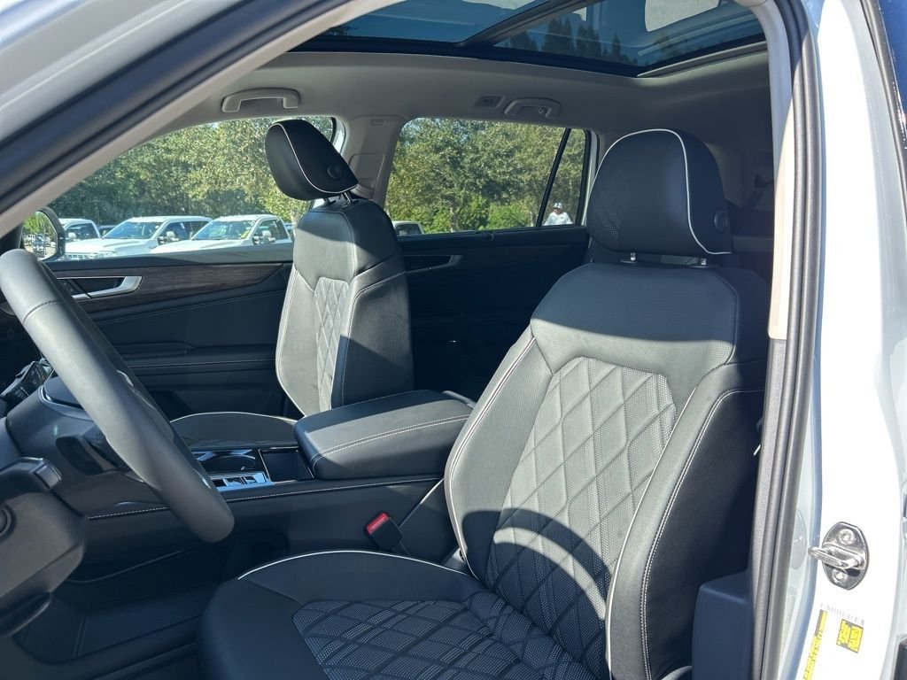 New 2026 White Volkswagen 2.0T SEL Premium R-Line image 21
