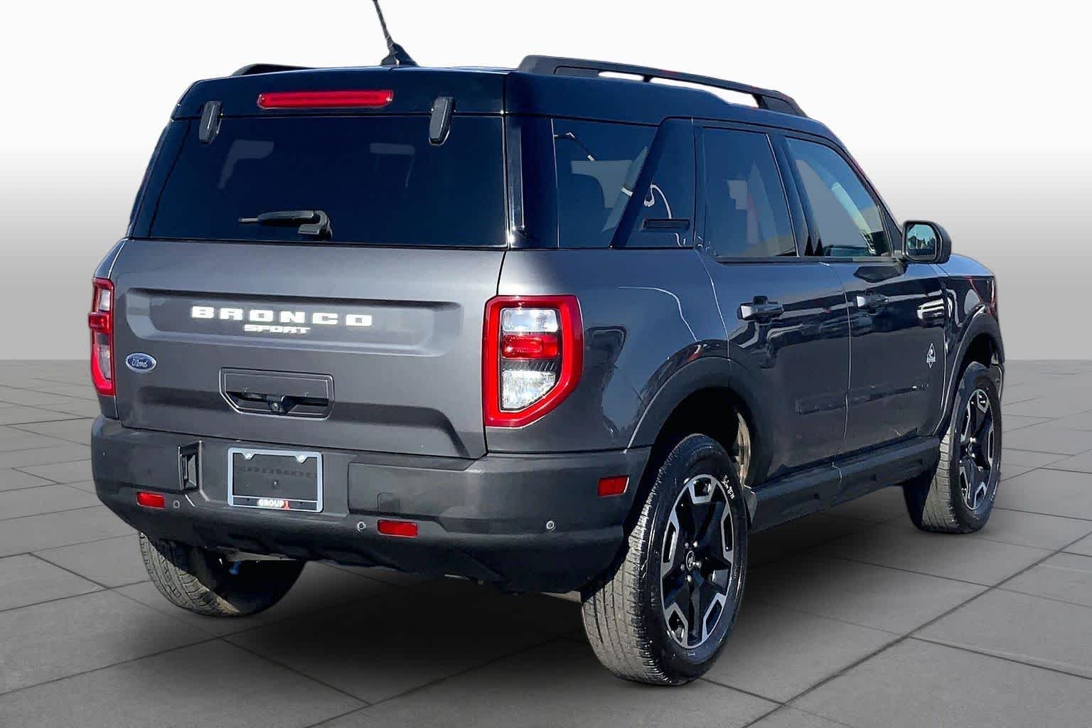 Used 2021 Carbonized Gray Metallic Ford Outer Banks image 13
