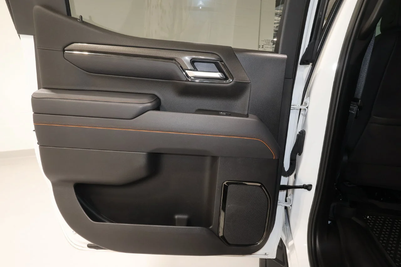 2025 GMC Sierra 1500 AT4 - Photo 23
