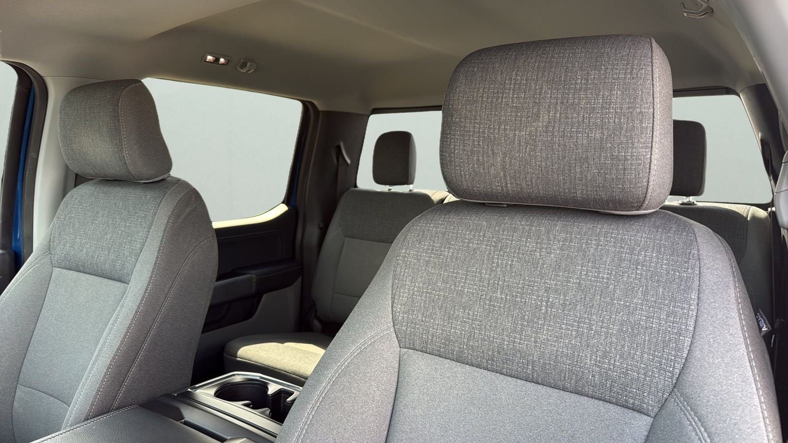 Used 2024 Blue Ford XLT image 9