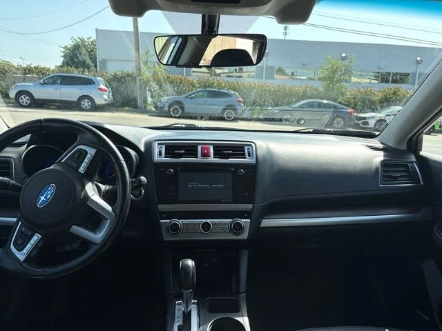 Used 2017 Silver Subaru 2.5i image 17