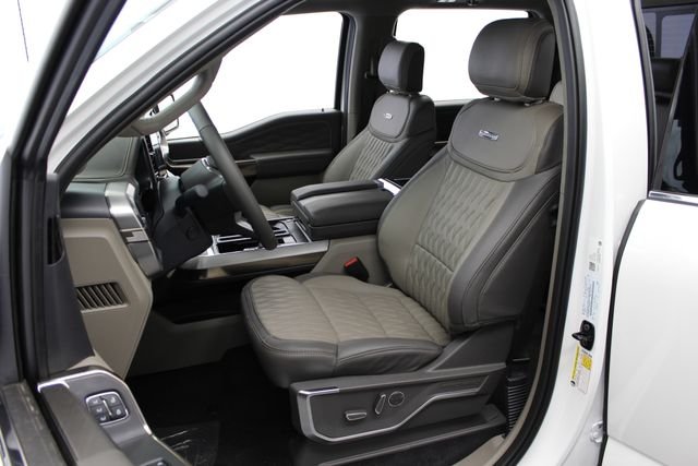 New 2026 Star White Metallic Tri-Coat Ford Platinum® image 18
