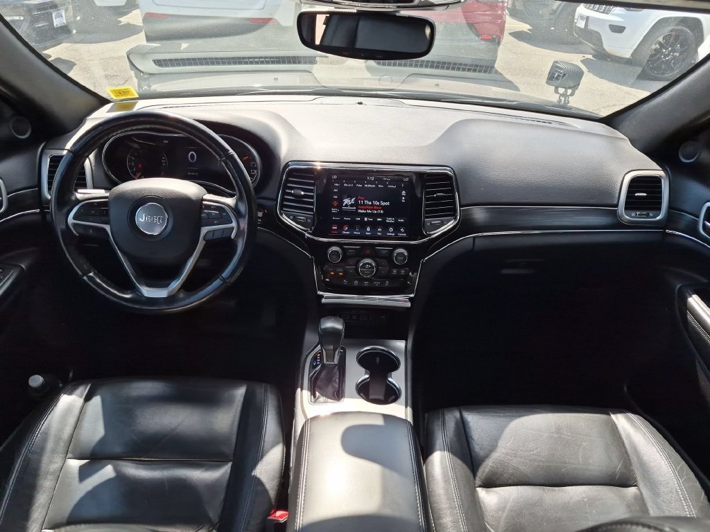 Used 2020 Gray Jeep Limited image 23