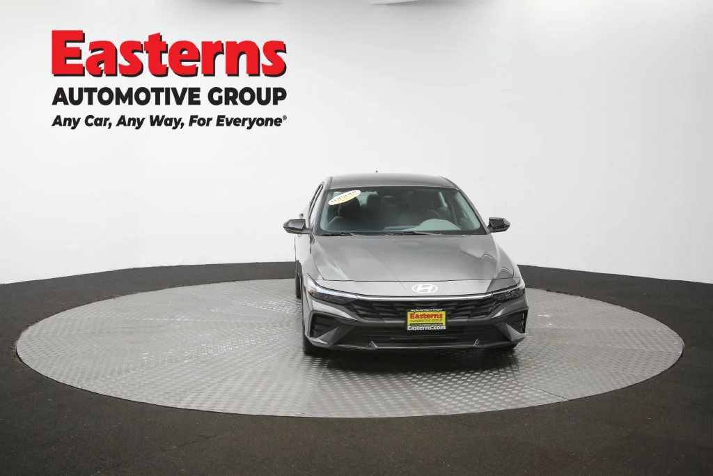 Used 2026 Gray Hyundai SEL Sport image 52