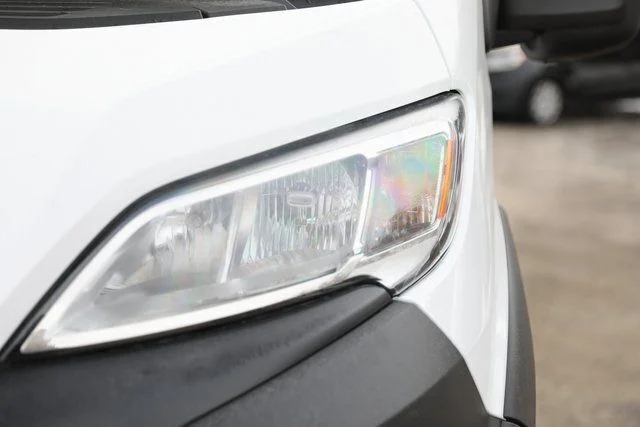 New 2026 Bright White Clear-Coat Exterior Paint RAM High Roof image 26