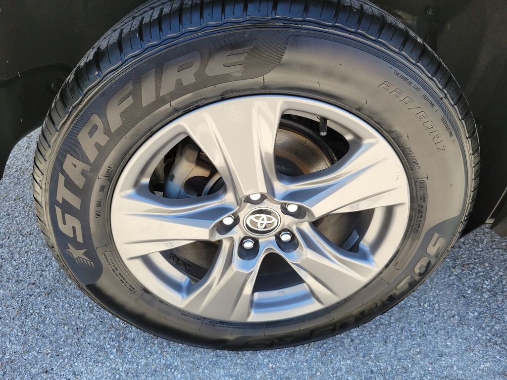 Used 2024 Silver Toyota XLE image 7