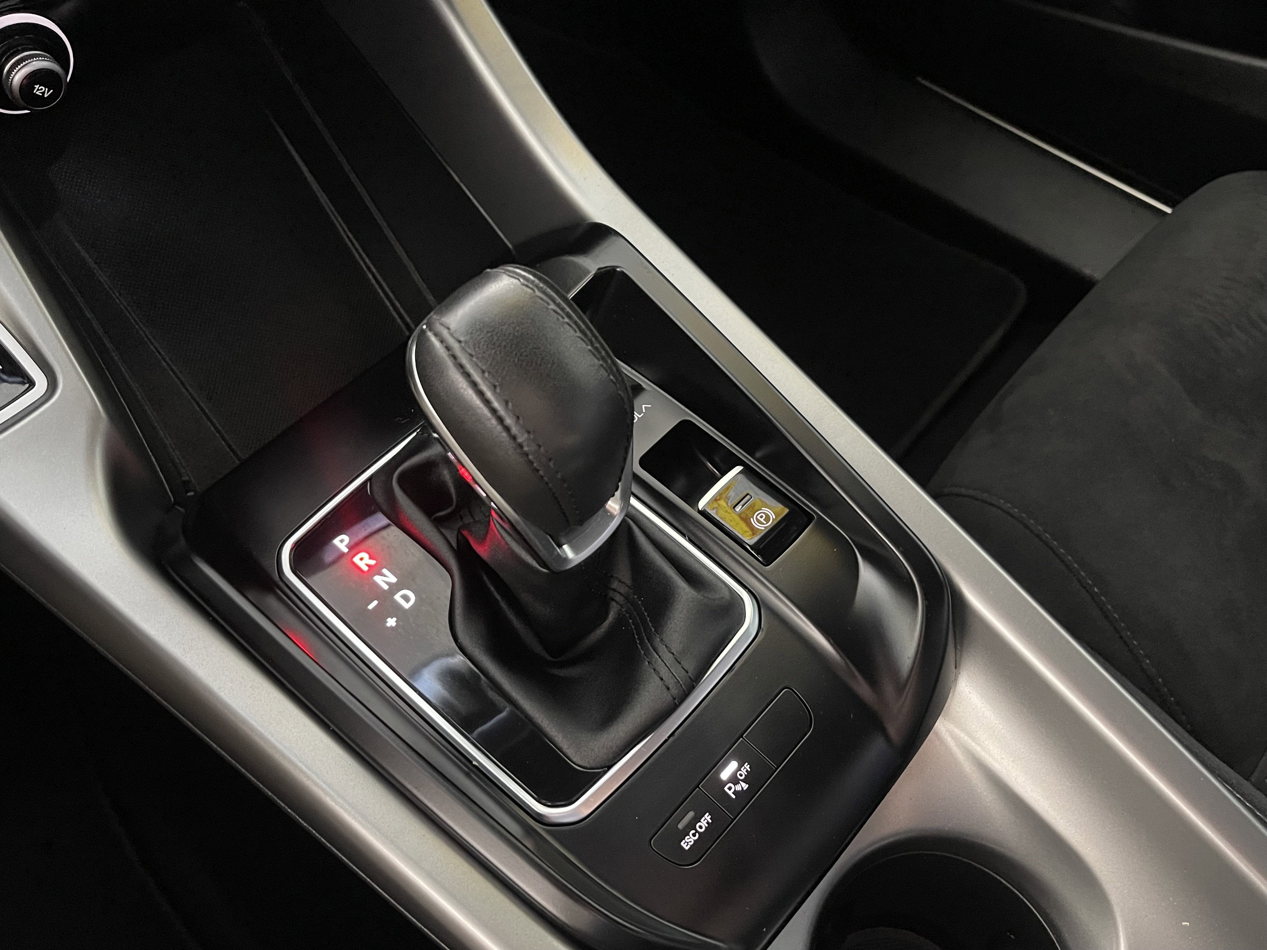 Used 2024 Gold Dodge R/T image 32