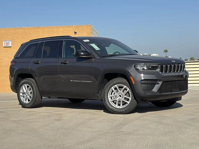 2026 Jeep Grand Cherokee Laredo X