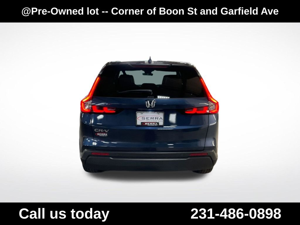 Used 2024  Honda EX-L image 4