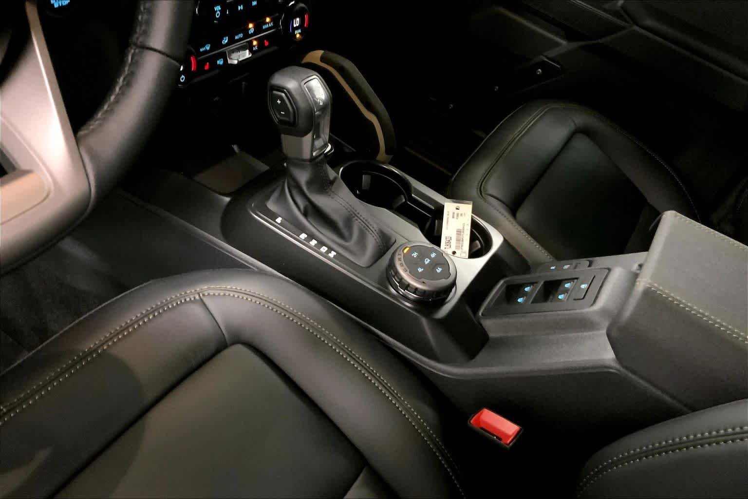 New 2026 Shadow Black Ford Badlands® image 5