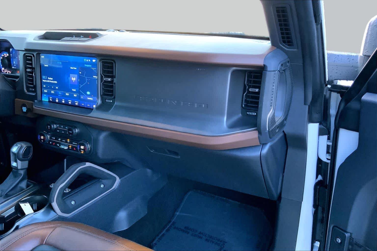 Used 2024 Oxford White Ford Outer Banks image 18